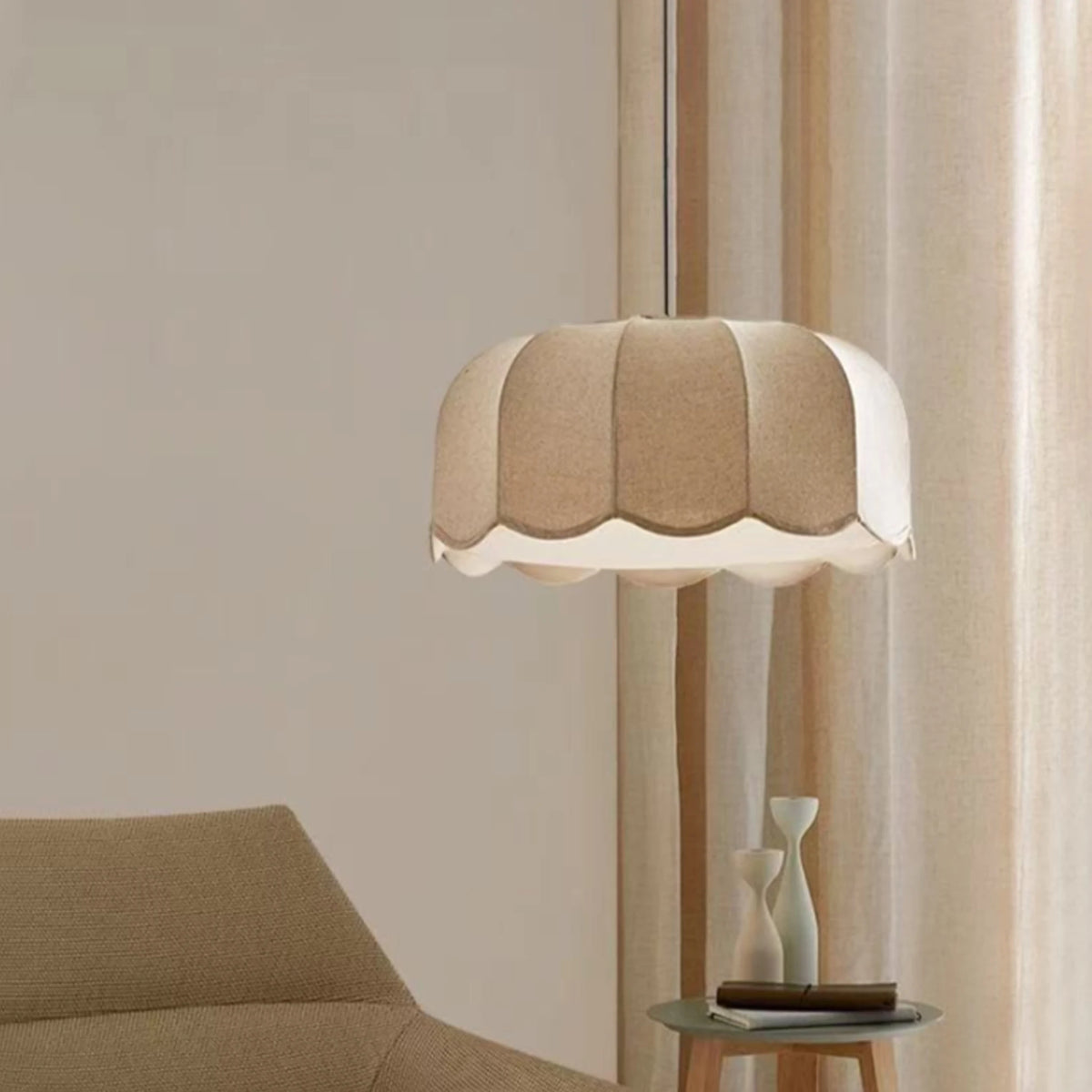 lampe suspendue tissu plissé beige blanc moderne cordon ajustable base E27 salon salle bain