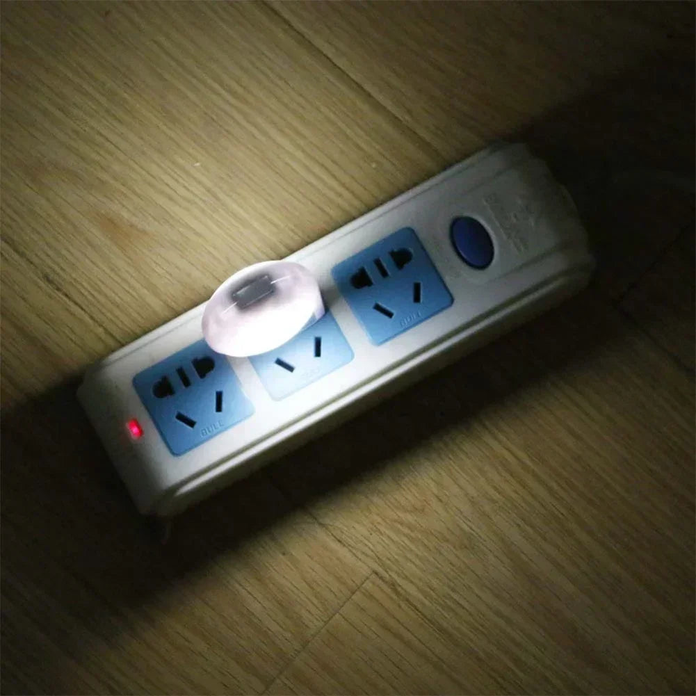 lampe led veilleuse moderne adhésive grille perforations blanc urgence chambre enfant