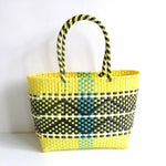 sac main plastique tissé géométrique polyvalent femme moderne noir blanc jaune bleu turquoise poches
