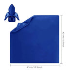 Nappe carrée en satin bleu avec noeud décoratif.