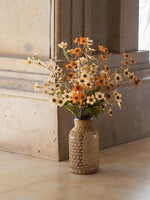 bouquet fleurs artificielles orange blanc vert moderne décoration intérieure maison salon événement festive