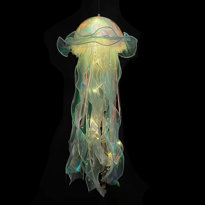 méduses lumineuses artificielles bleu rose vert modernes translucides iridescentes fil suspension fête enfants anniversaire
