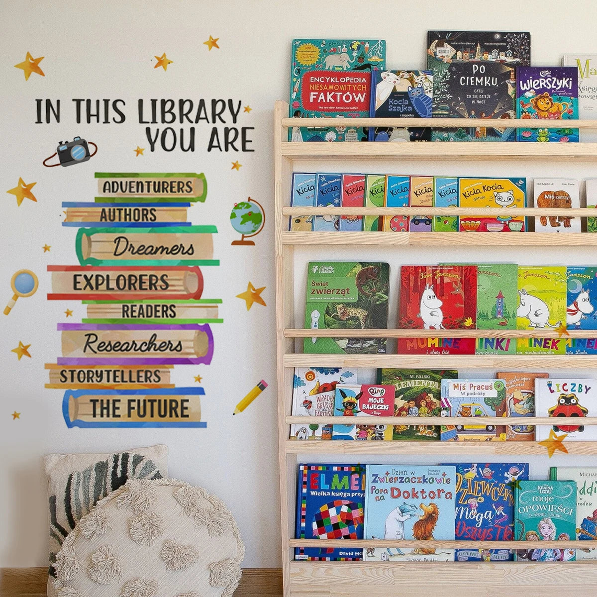 sticker mural décoration bibliothèque livres colorés adhésif durable enfant ludique