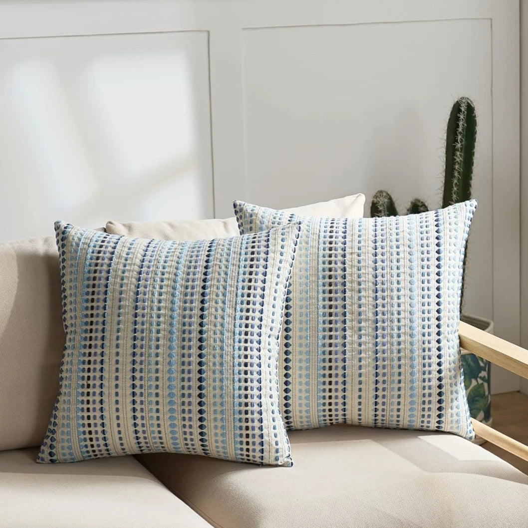 housse coussin décorative coton lin motif géométrique bleu beige noir canapé salon lit moderne