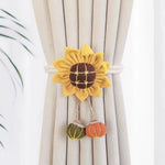 fournitures rideaux coton ornements fleurs reliefs pompons beige rose jaune vert chambre enfants