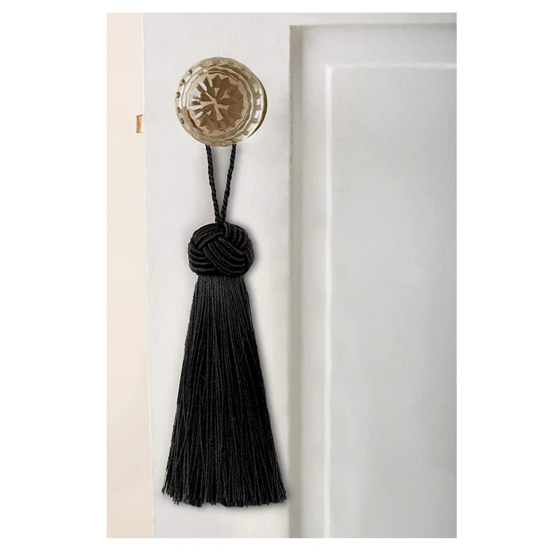 pompons franges decoration maison beige gris blanc bleu marine noir tissu élégant