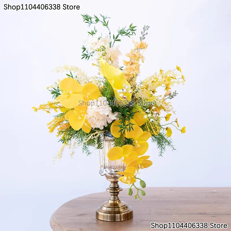 décoration mariage roses jaunes orchidées feuilles verte romantique élégant extérieur artificiel