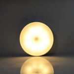 veilleuse nuit led rechargeable mouvement sensorielle adhésive blanche moderne chambre couloir basse consommation lumière