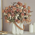 bouquet artificiel roses violettes blanches dorées decoration mariage anniversaire intérieur
