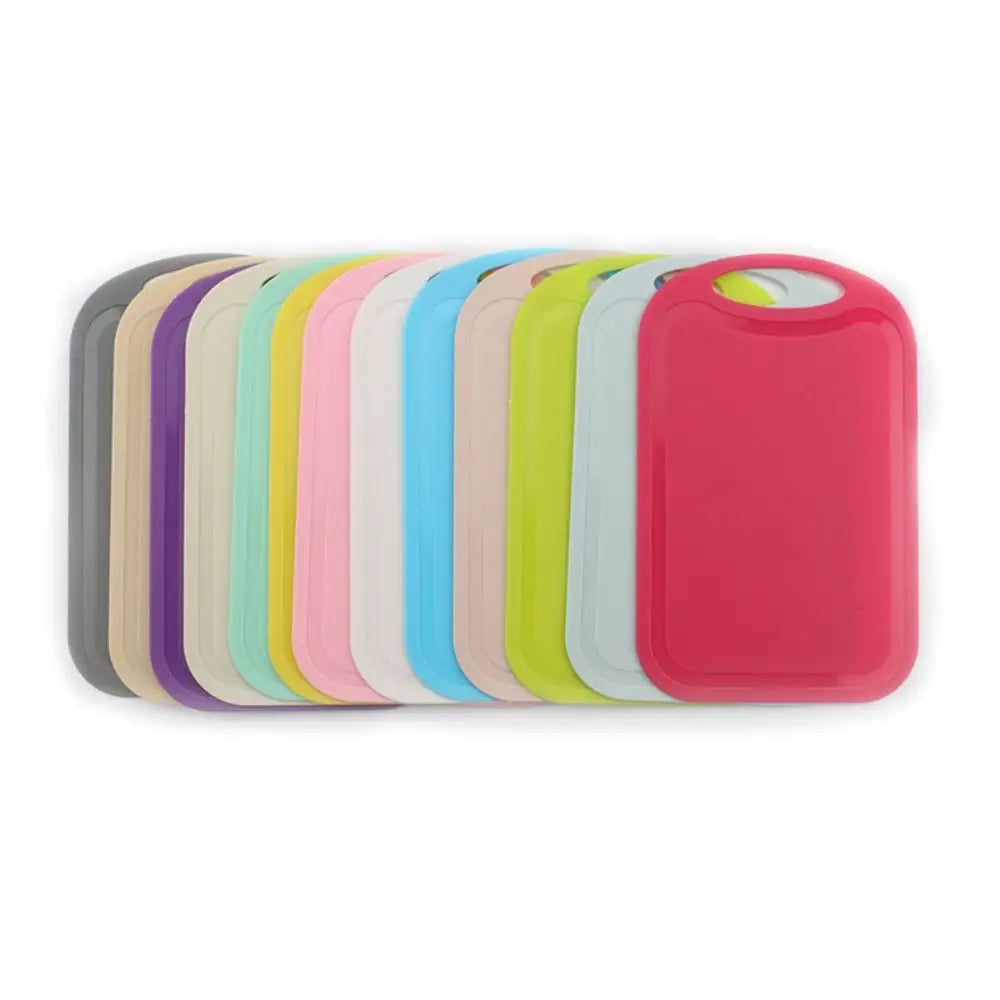planches découpe plastique rose bleu clair vert gris moderne poignée intégrée 16cmx25cm uni opaques