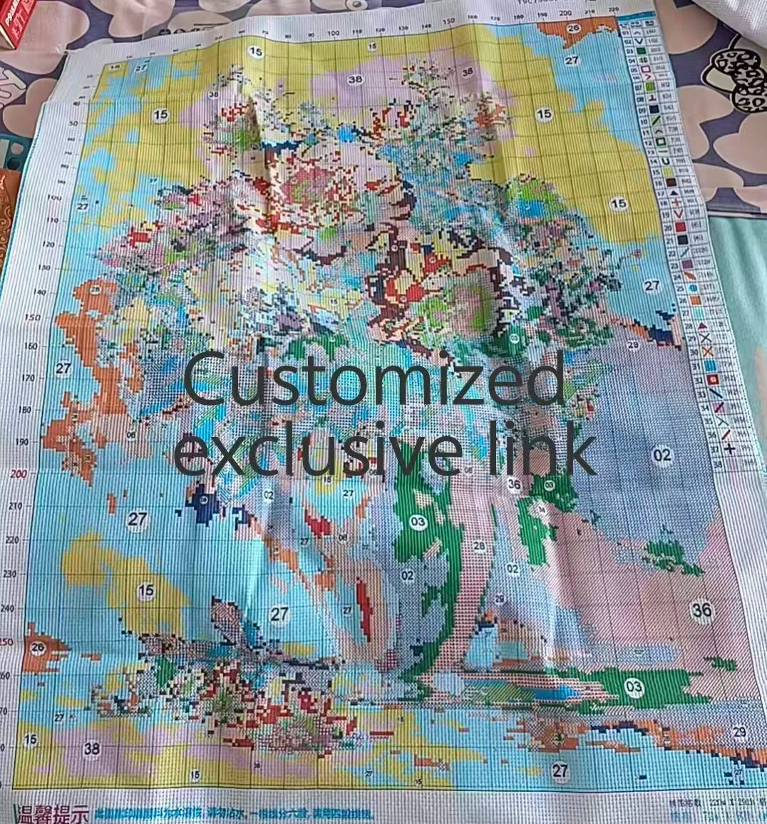 kit broderie point croix motifs floraux roses dahlias sauvages tissu opaque couleur variée