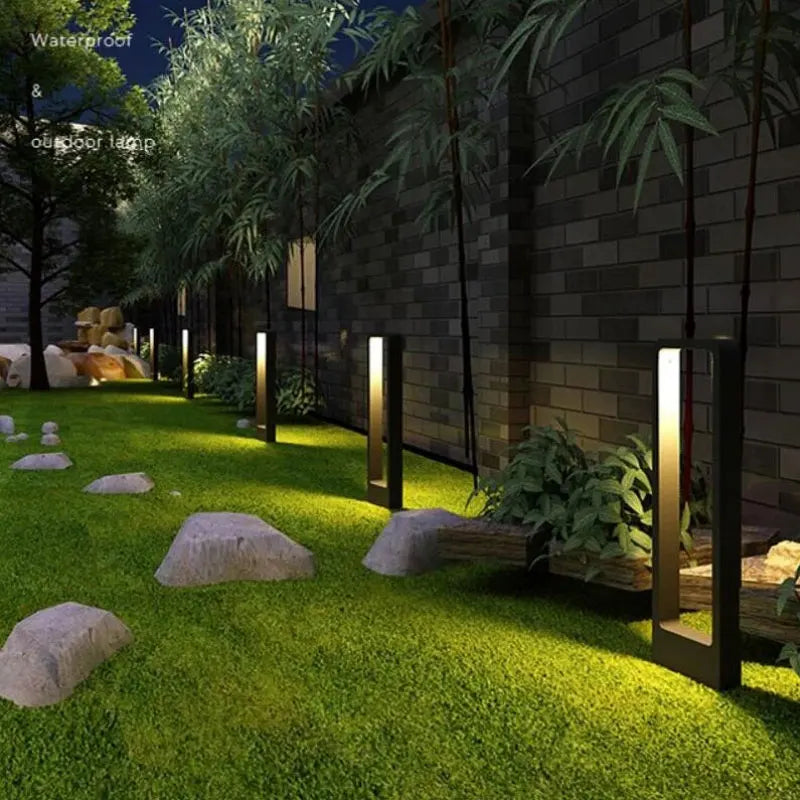 lampe led solaire moderne noire ip65 waterproof éclairage extérieur autonomie fixations inclusées
