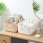 boîtes rangement réutilisables plastique blanc beige moderne minimaliste poignées intégrées chambre cuisine salle bains