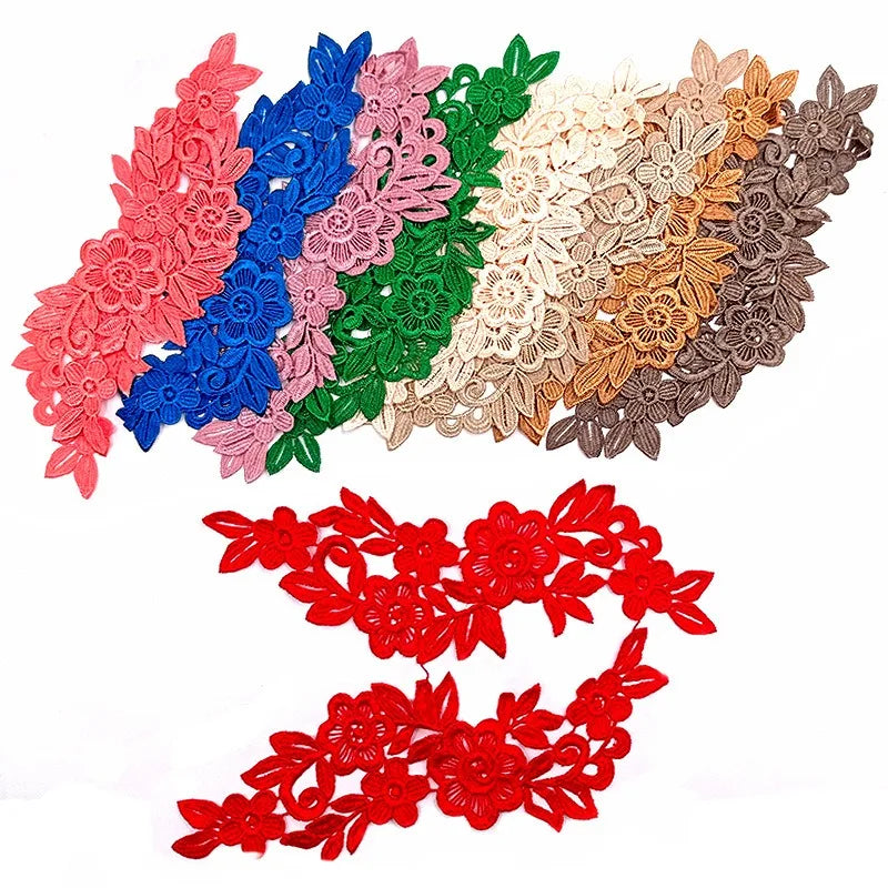appliques textiles brodées motifs floraux couleurs rouges bleues vertes marrons or coton polyester