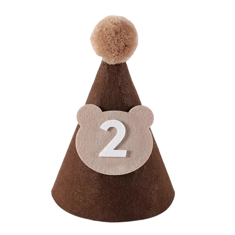 chapeau fête bébé marron velours pompon ruban chiffre imprimé 16cm 11cm anniversaire unisexe opacité