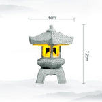 lanterne traditionnelle japonaise pierre gravée relief opaque jardin zen grisextérieur decoration miniature