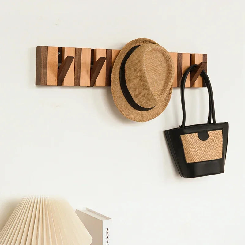 porte sacs mural moderne bois naturel crochets lampe livre minimaliste adhésif