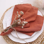 serviettes table orange rustique texture texturée 40x40cm fleurs séchées décoration champêtre