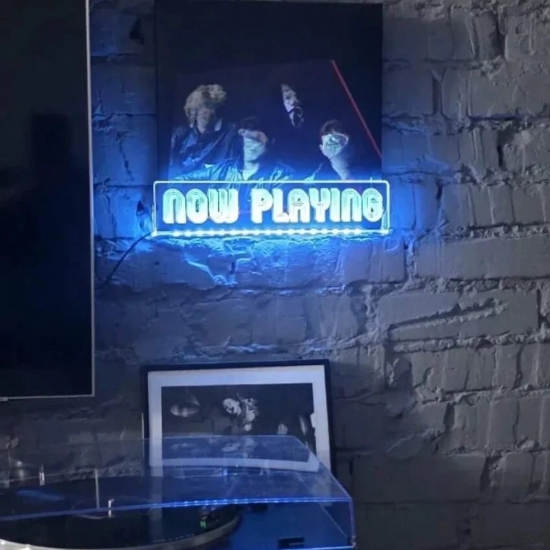 enseigne lumineuse néon now playing bleu clous câble usb interrupteur réutilisable salon