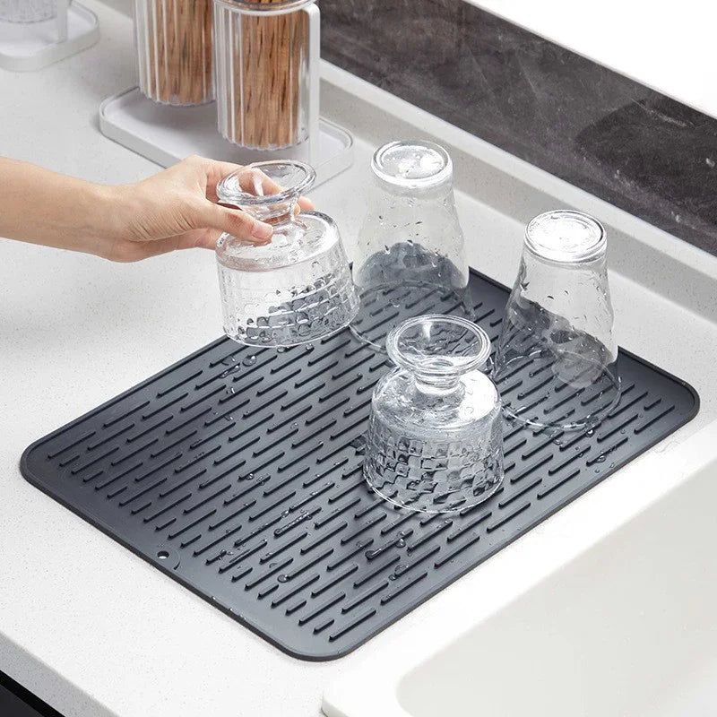 tapis cuisine silicone gris rayures horizontales moderne anti dérapant suctionversible