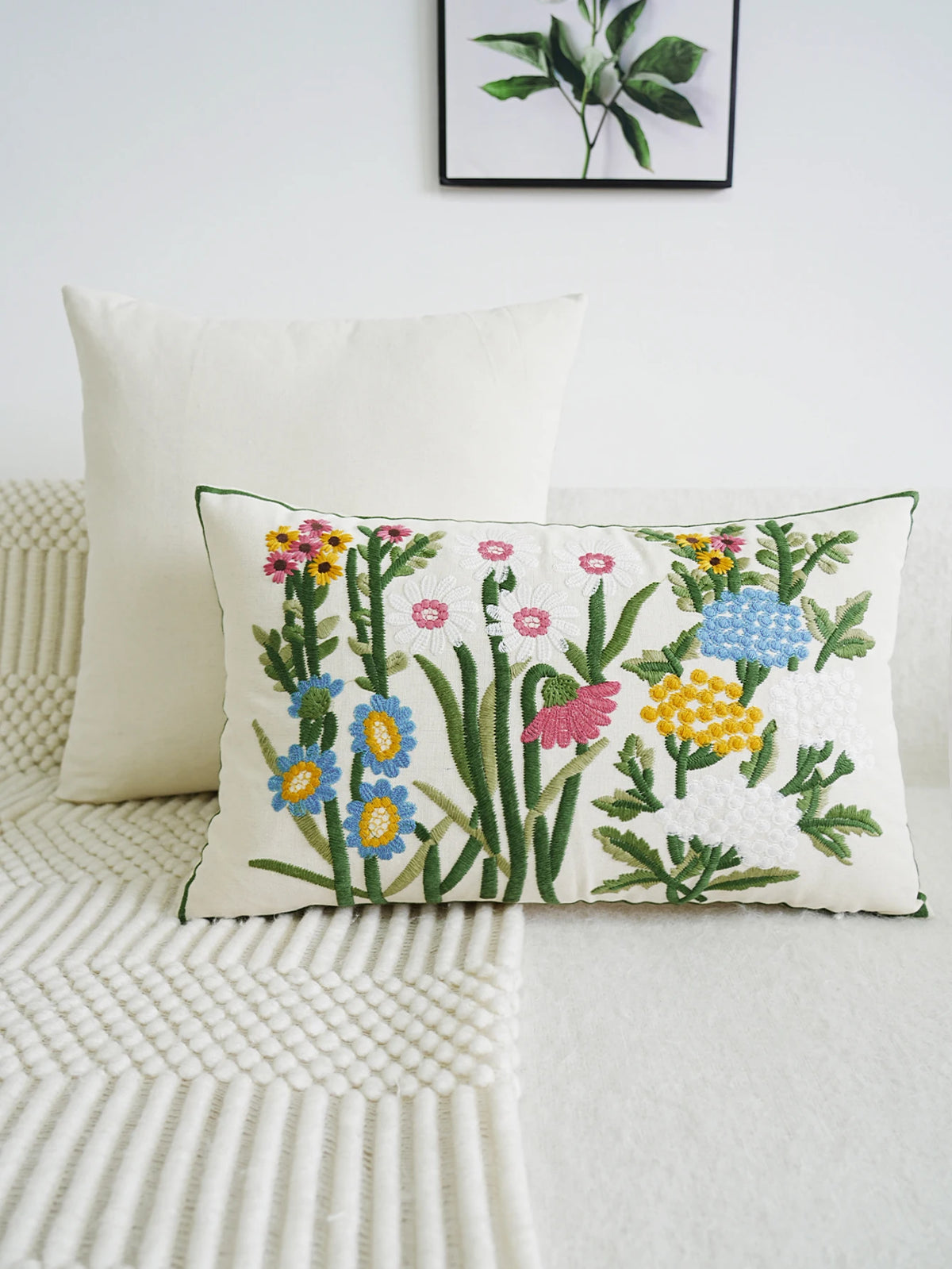 housse coussin brodée motif floral multicolore blanc décoratif adhésif traditionnel maison voiture