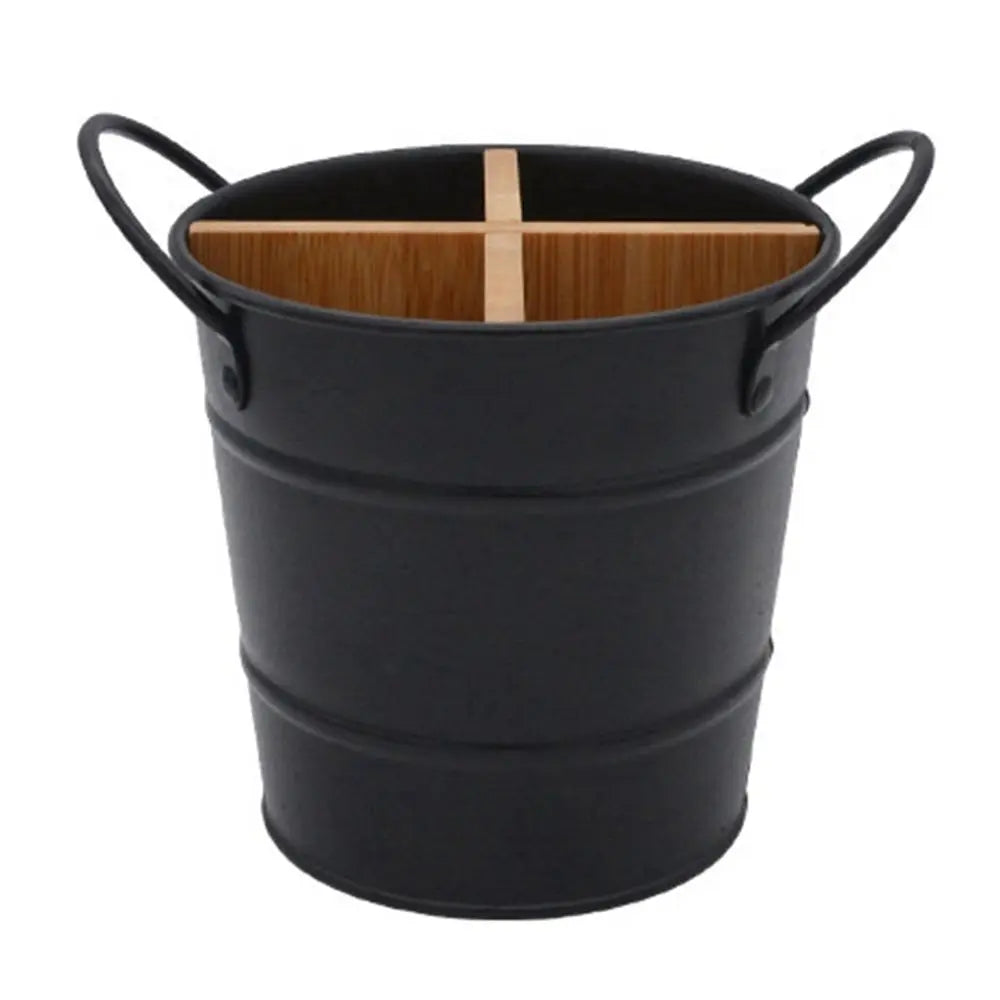 pot couverts moderne blanc noir poignées métalliques cuillères fourchettes spatules bambou