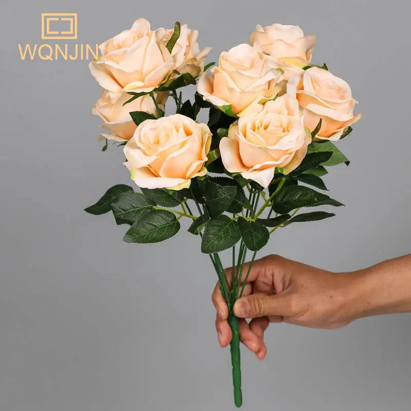 bouquet roses artificielles violettes decoration maison anniversaire mariage fete pendaison cremaillere intérieur