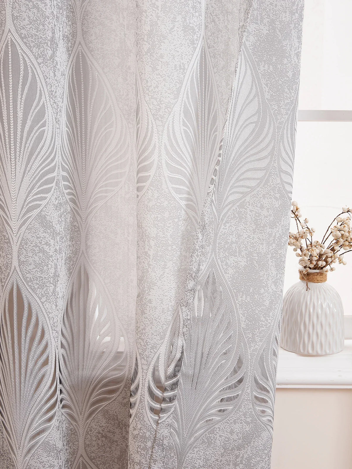 rideau blanc feuilles stylisées polyester moderne élégant salon chambre translucent ondulé eyelets