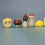 décoration intérieure extérieure miniature champignons divers couleurs réalistes figurines ornement jardin