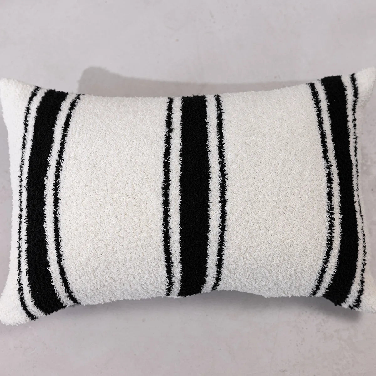 housse coussin polyester noir blanc rayé moderne décoration maison voiture 45x45cm 30x50cm