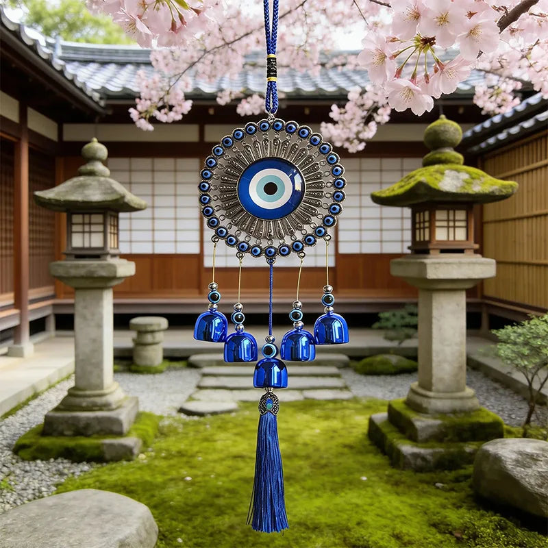 pendant ethnique attrape rêves œil bleu argenté clochettes métal maison jardinextérieur