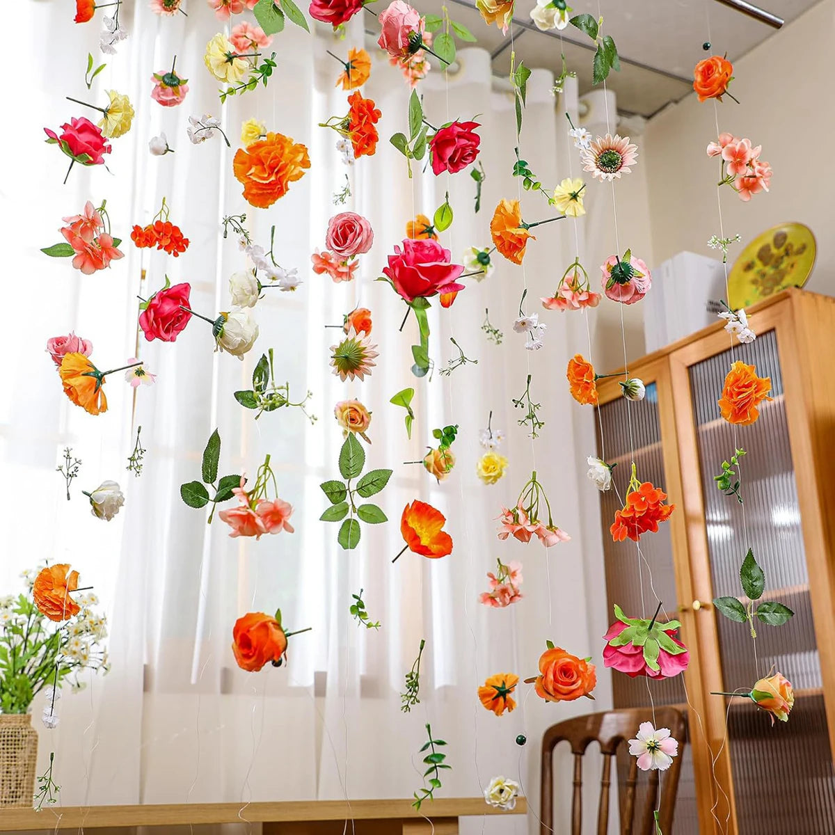 guirlande florale romantique fleurs artificielles rose orange rouge jaune verte mariage décoration intérieure suspension