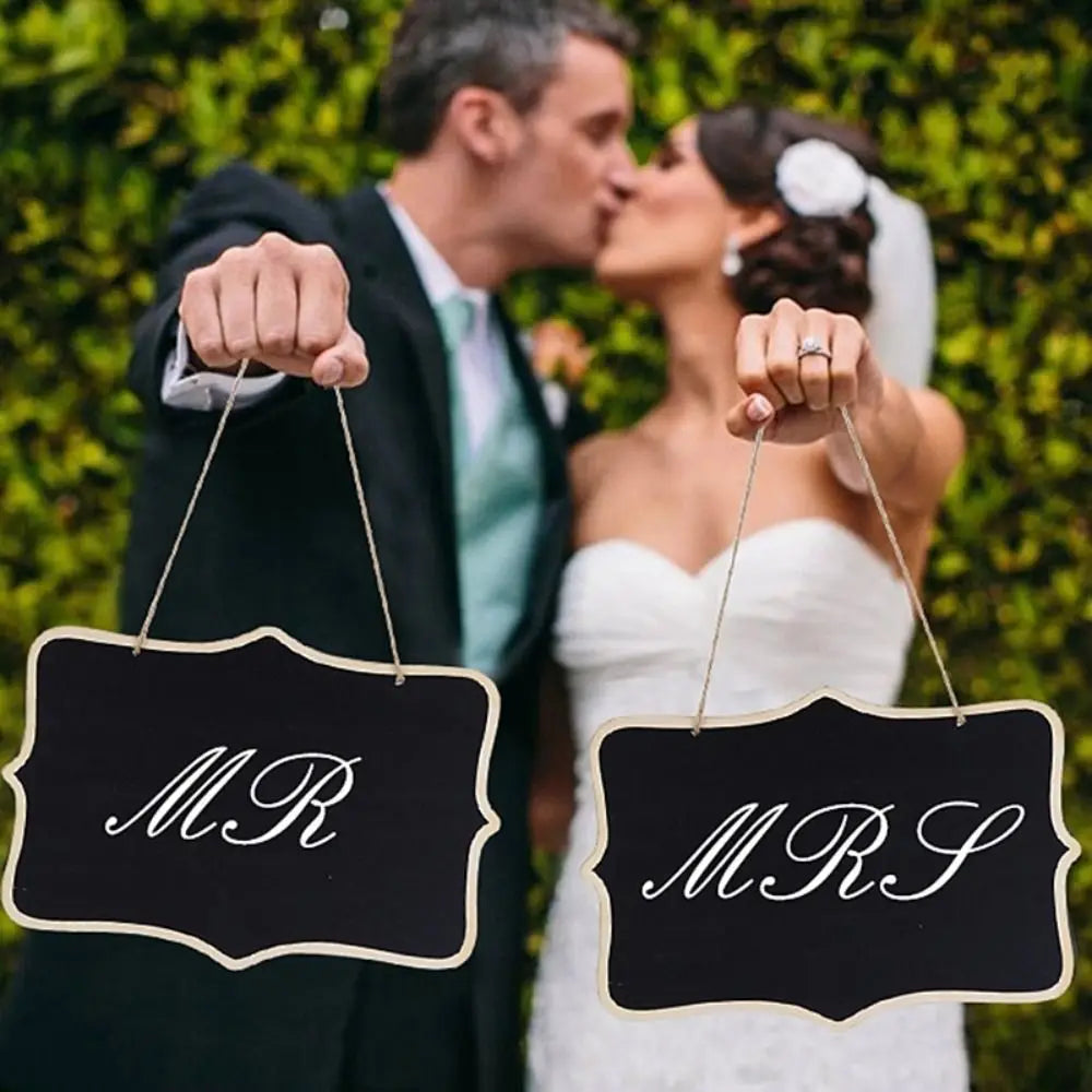 ardoises décoratives tableaux noirs cordelettes suspension mariage enfantin boiserie rustic