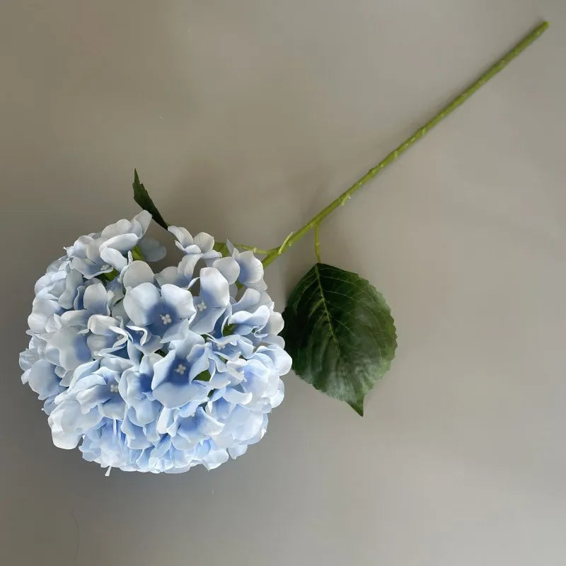 décoration florale hortensia artificielle bouquet bleu rouge moderne intérieur mariage anniversaire fête