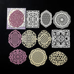 serviettes table papier découpé motifs floraux vintage blanc beige bleu vert rose marron clair