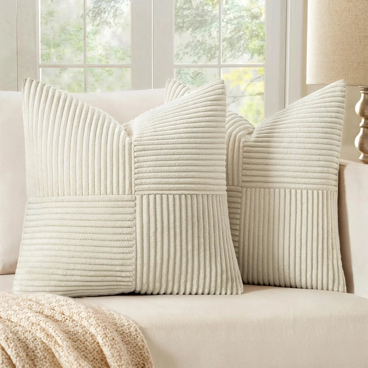 housse coussin carrée marron rayures horizontales moderne canapé lit décoration maison