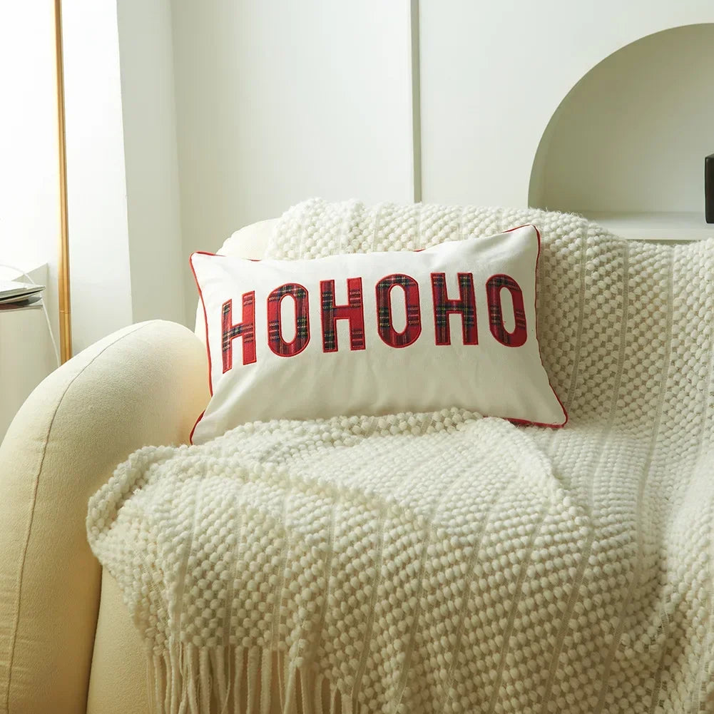 housses coussin décoratives noël motif tartan brodé rouge blanc traditionnel décoration intérieure