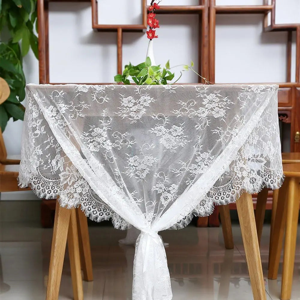 nappe table broderie florale dentelle noir blanc élégante réutilisable mariage fêteextérieurhôtel