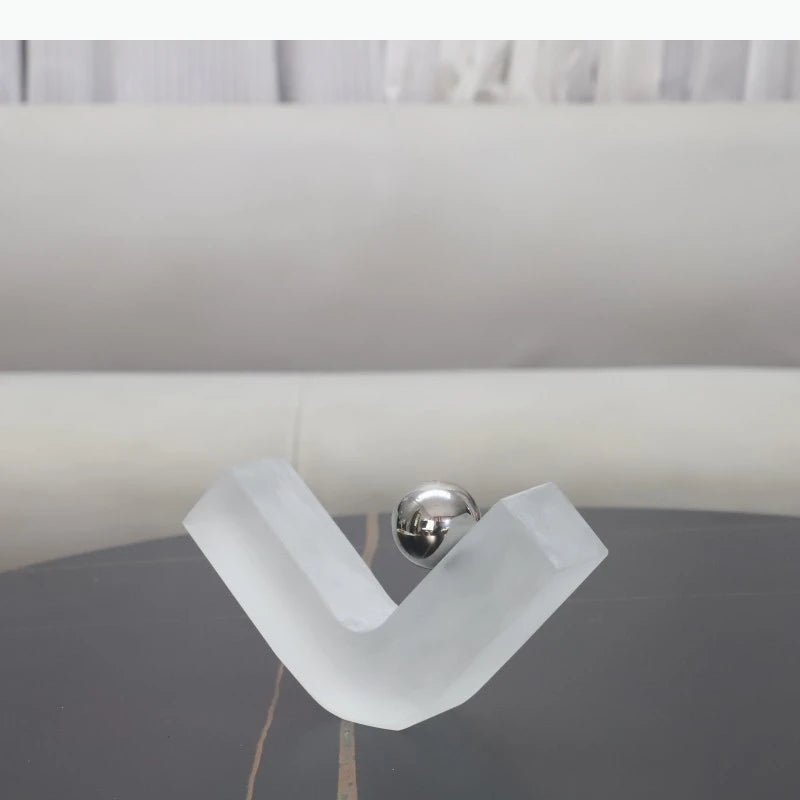 sculpture décorative moderne forme sphère métallique argentée transparente minimaliste