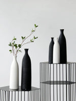 vases céramique modernes blanc noir orange texture tissée opaques salon