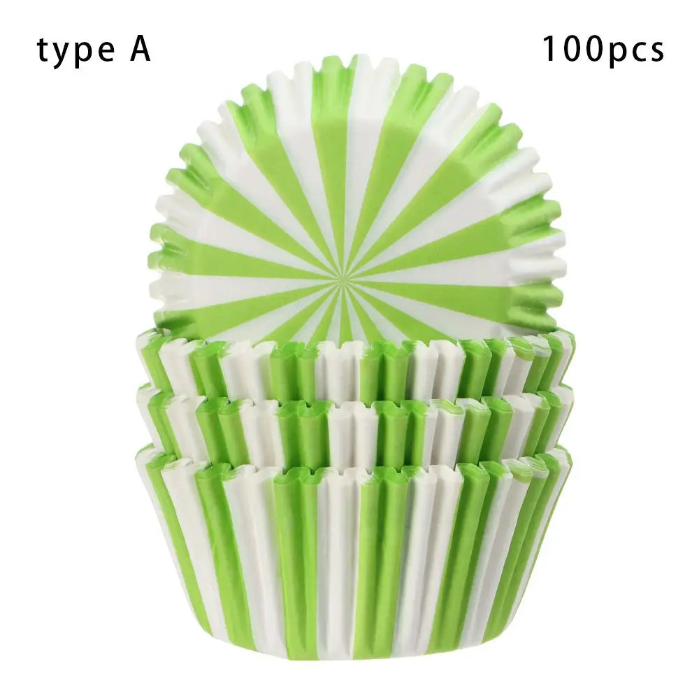 moules cupcakes plastique vert blanc rouge bleu rayures carreaux pois étoiles kiss 100 pièces
