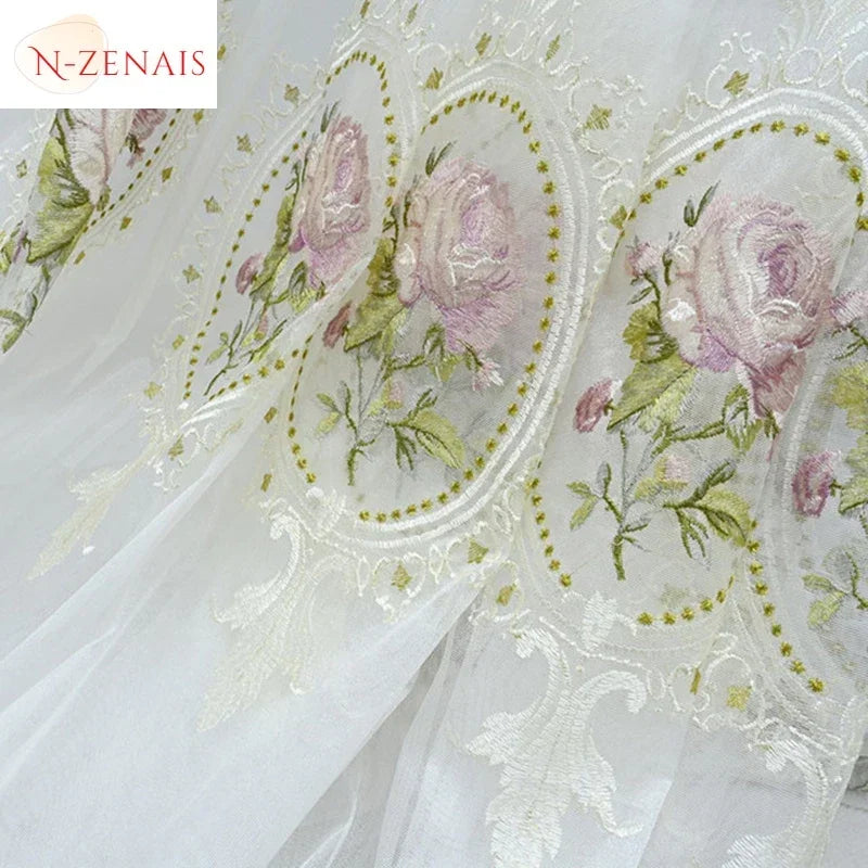 rideau tulle brodé fleurs transparent blanc rose vert élégant classique chambre salon
