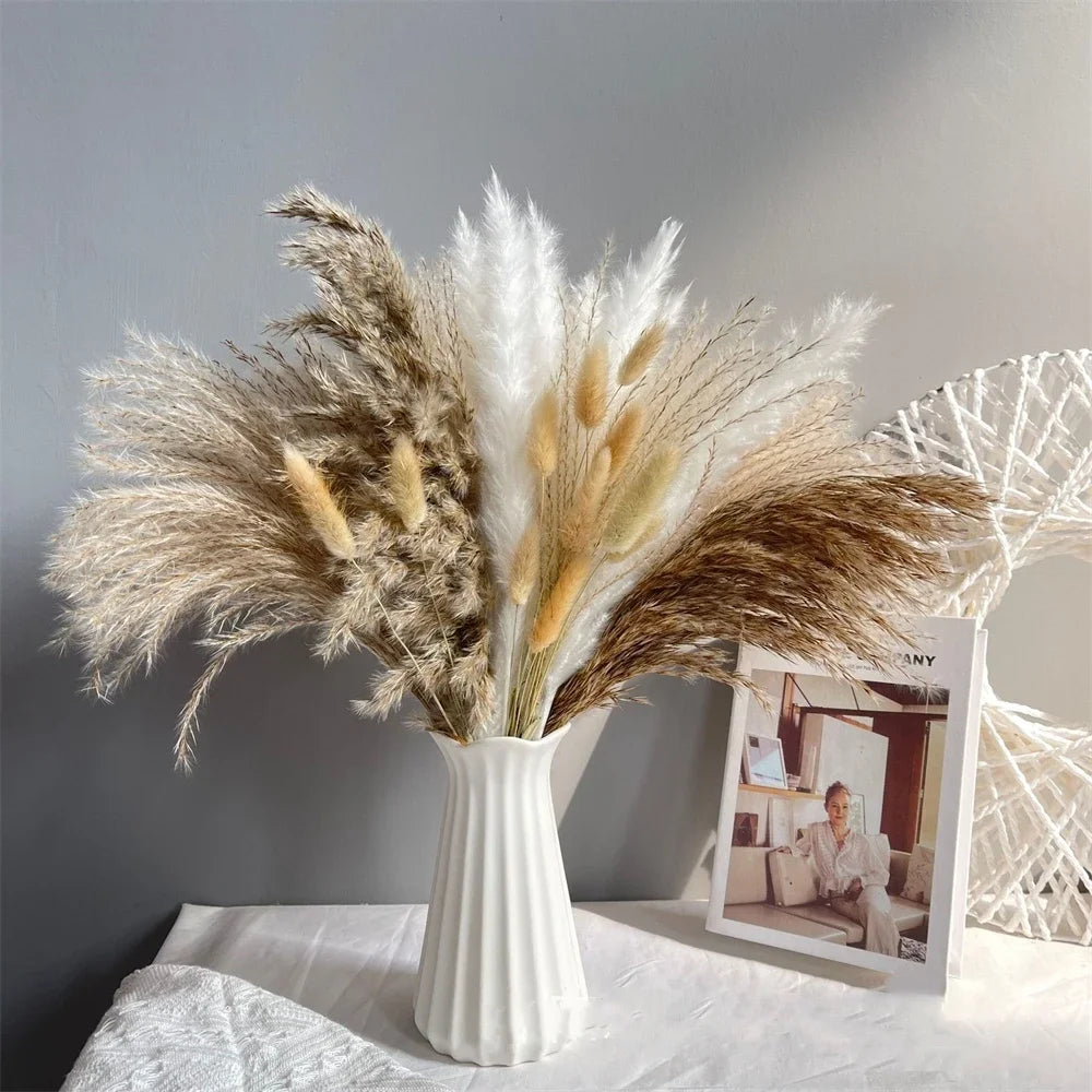bouquet fleurs séchées herbe pampa naturelle beige blanc rose pâle décoration maison rustique