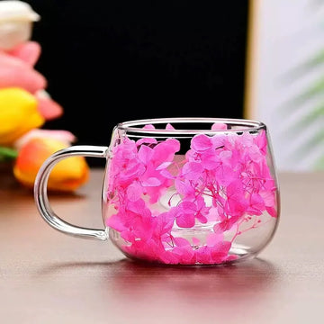 tasse verre double paroi fleurs séchées transparente poignée cuillère dorée moderne