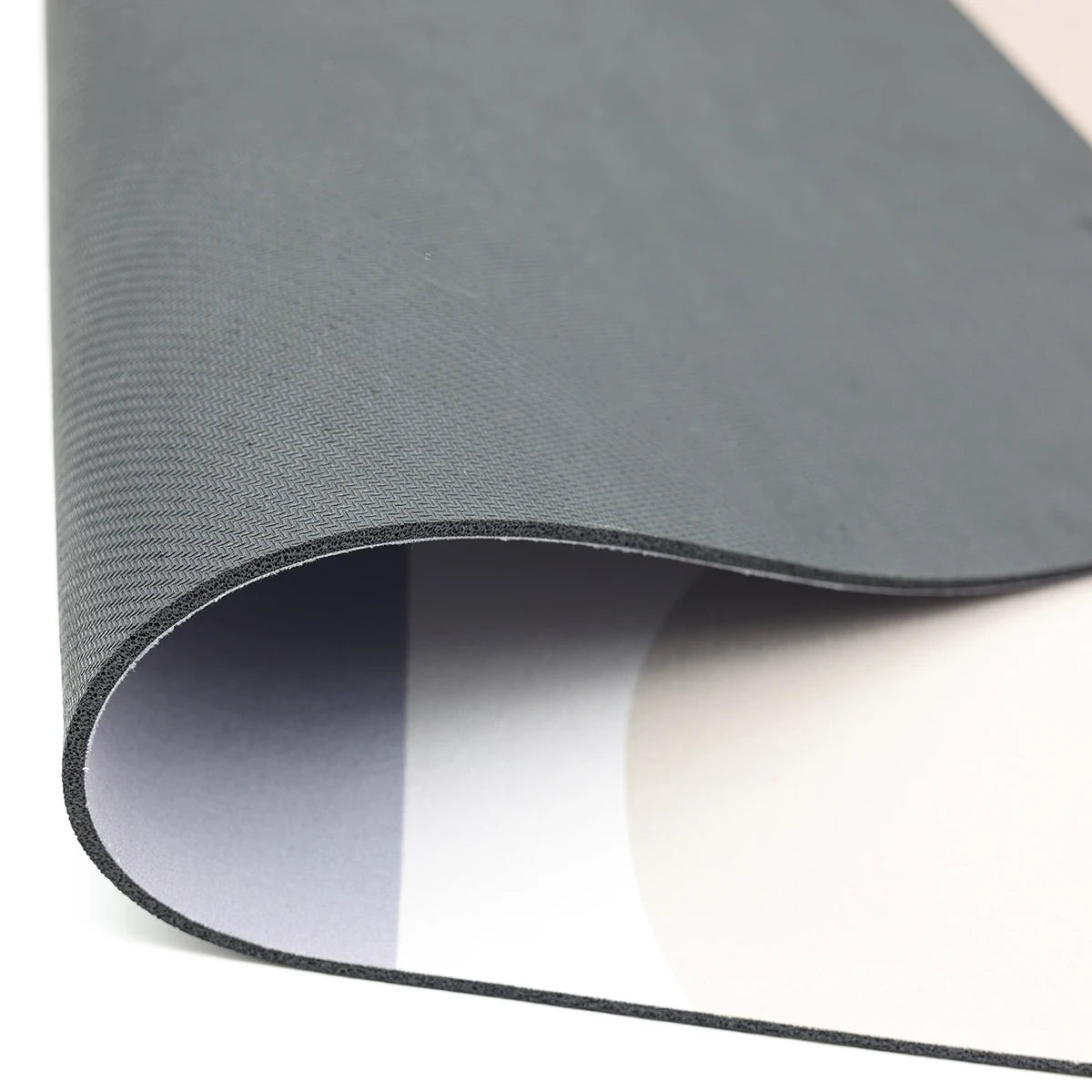 tapis sol imperméable antidérapant polyester gris rayures horizontales moderne intérieur cuisine plage pique nique