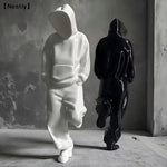 figurines résine humaines stylisées noir blanc minimaliste modernes intérieur