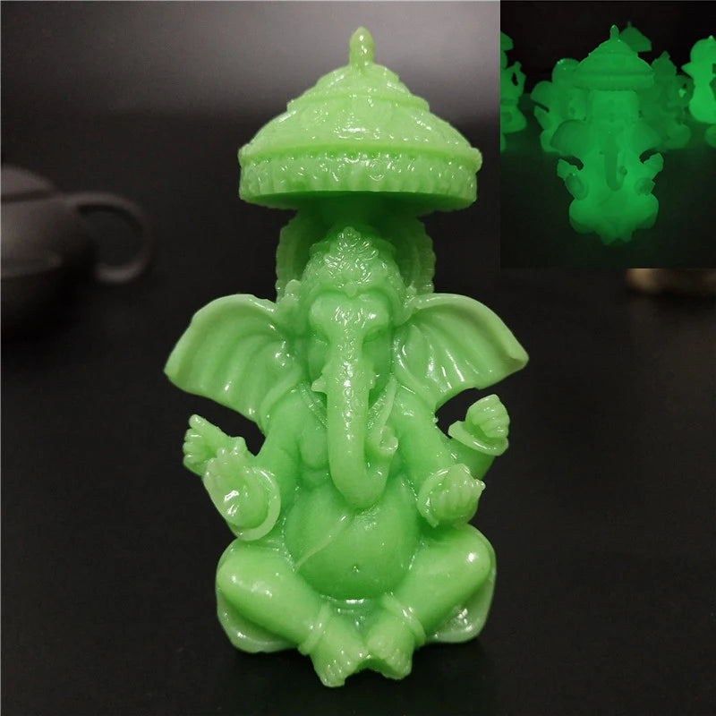 statue ganesha dorée résine ornements complexes décoration intérieure artisanale traditionnelle bouddhiste éléphant multiple bras