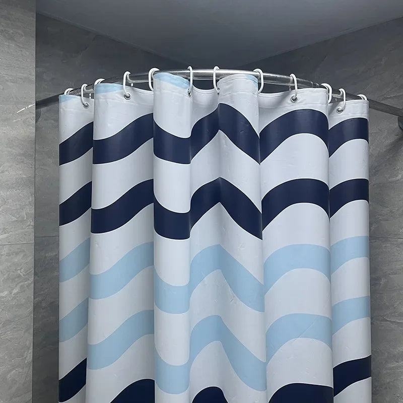 rideau douche blanc bleu marine rayures ondulées moderne imperméable ourlet standard éva anneaux métalliques