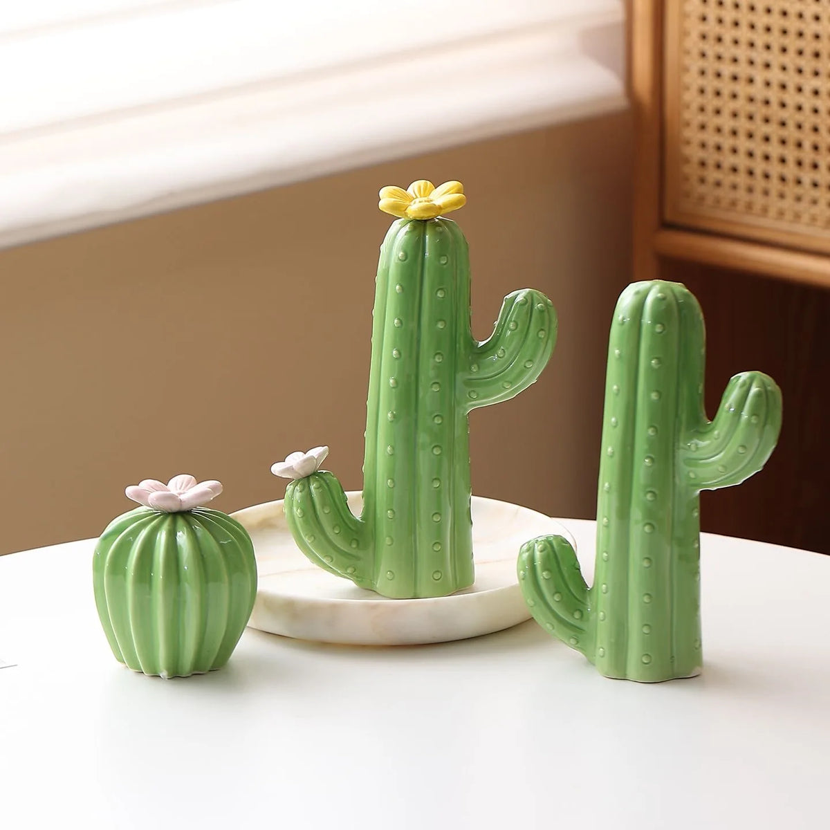 décoration intérieure cactus céramique vert moderne épines fleurs table ornement