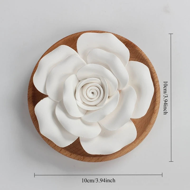 bougie decorative fleur blanc relief minimaliste support bois emballage moderne zen